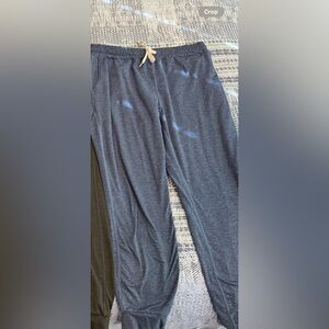 Vuori Performance Joggers